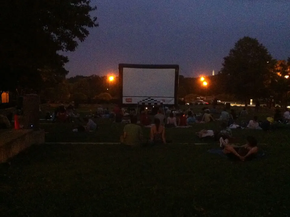 Outdoor Movies by MoonFlicks Outdoor Movies by MoonFlicks